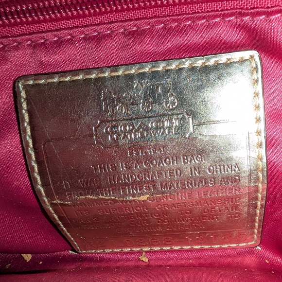 Vintage Gold and White Poppy Coach Purse - Picture 5 of 5